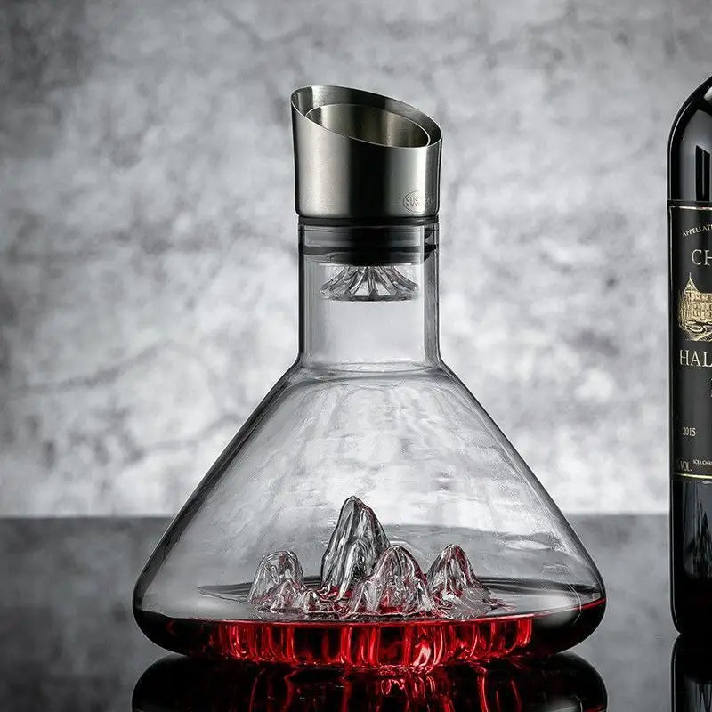 Luxury wine decanter with aerator – crystal glass carafe for red wine serving and flavor enhancement