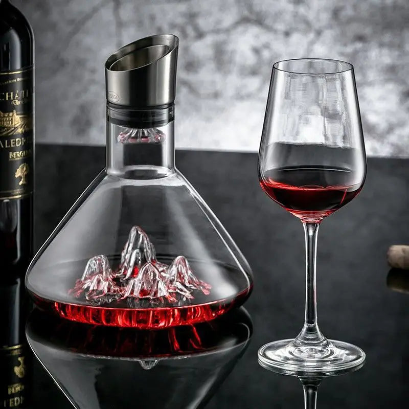 Luxury wine decanter with aerator – crystal glass carafe for red wine serving and flavor enhancement