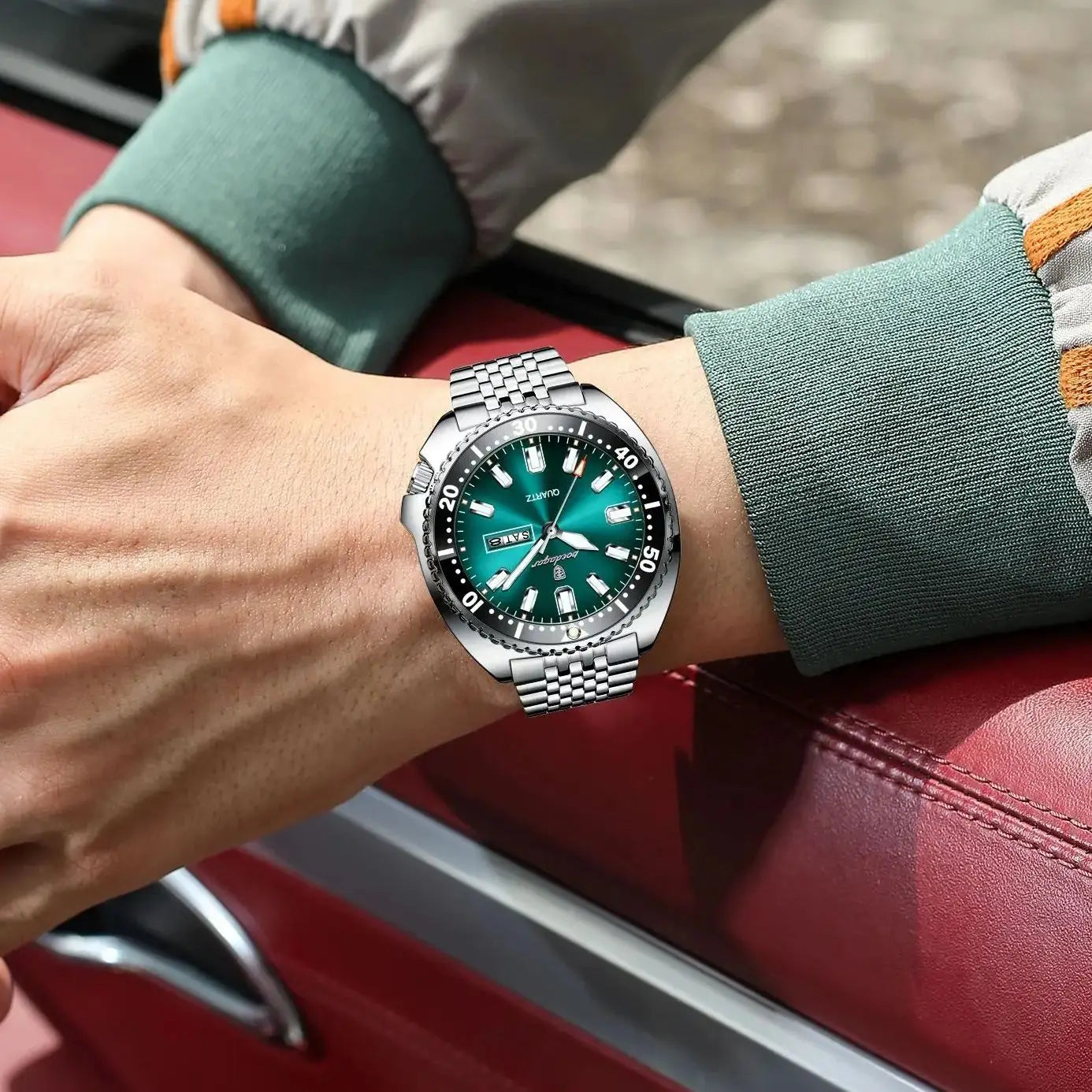 Pagani Design green diver watch with stainless steel bracelet and luminous markers
