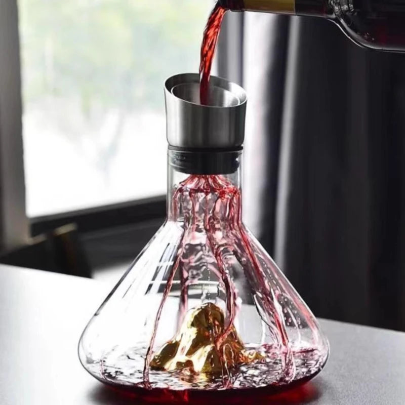 Luxury wine decanter with aerator – crystal glass carafe for red wine serving and flavor enhancement