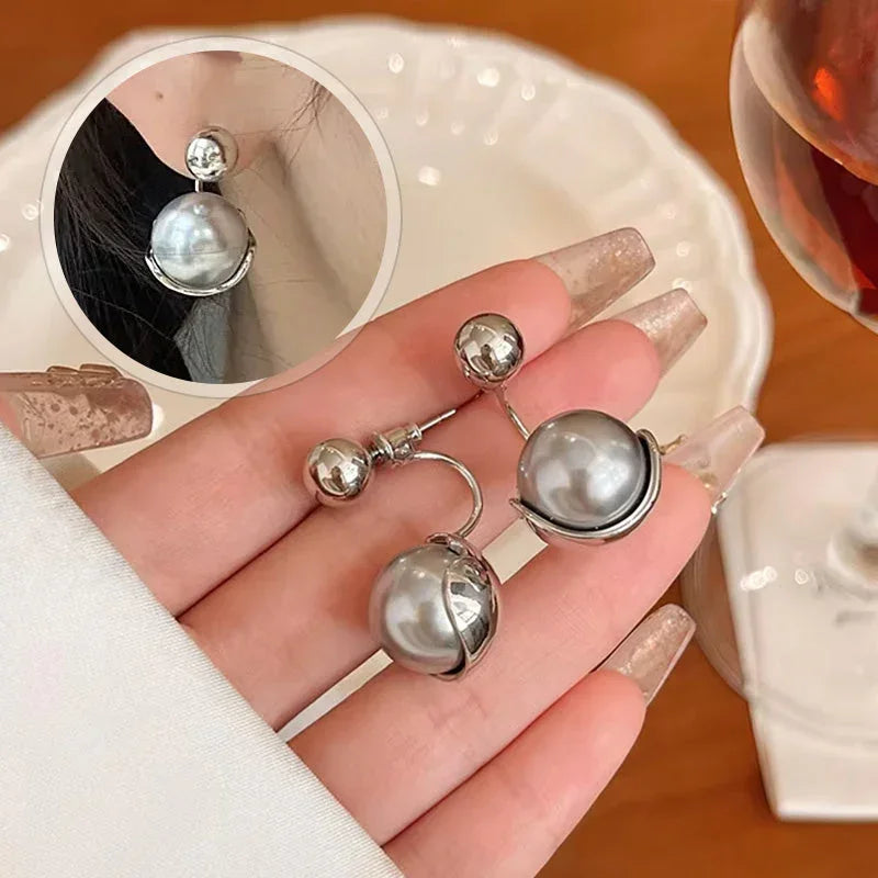 Boucles d'oreilles élégantes en perles grises