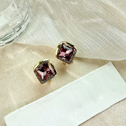 Boucles d’Oreilles Clous Minimalistes Élégantes pour Femme