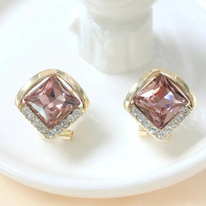 Boucles d’Oreilles Clous Minimalistes Élégantes pour Femme